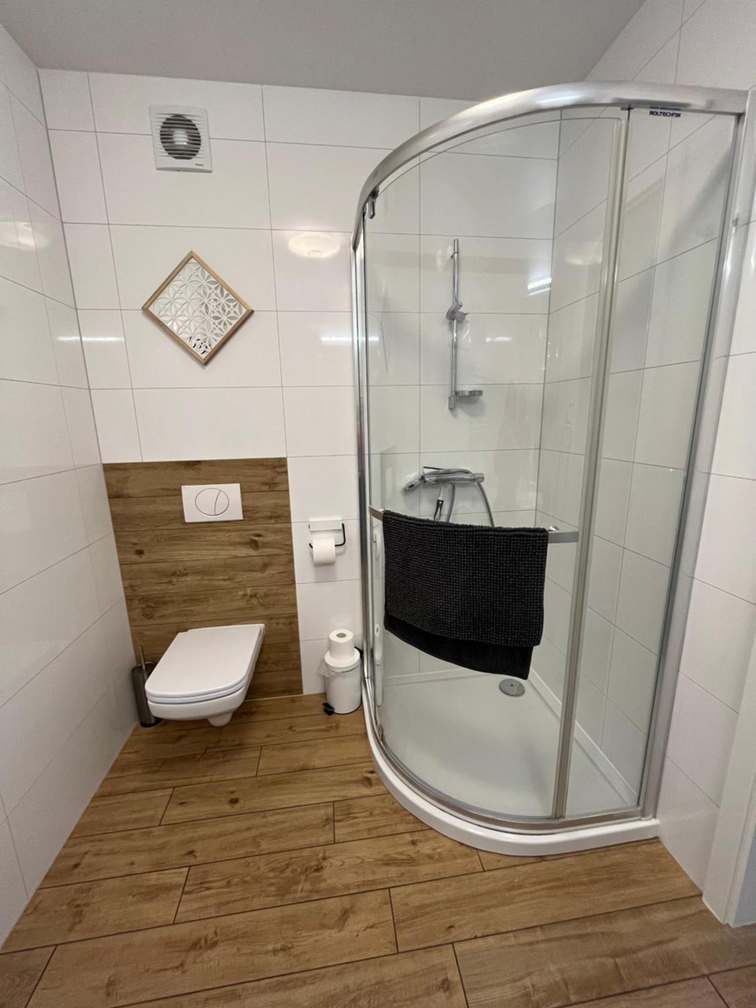 コウォブジェクApartament Polanki Z Basenem Blisko Plazyアパートメント エクステリア 写真