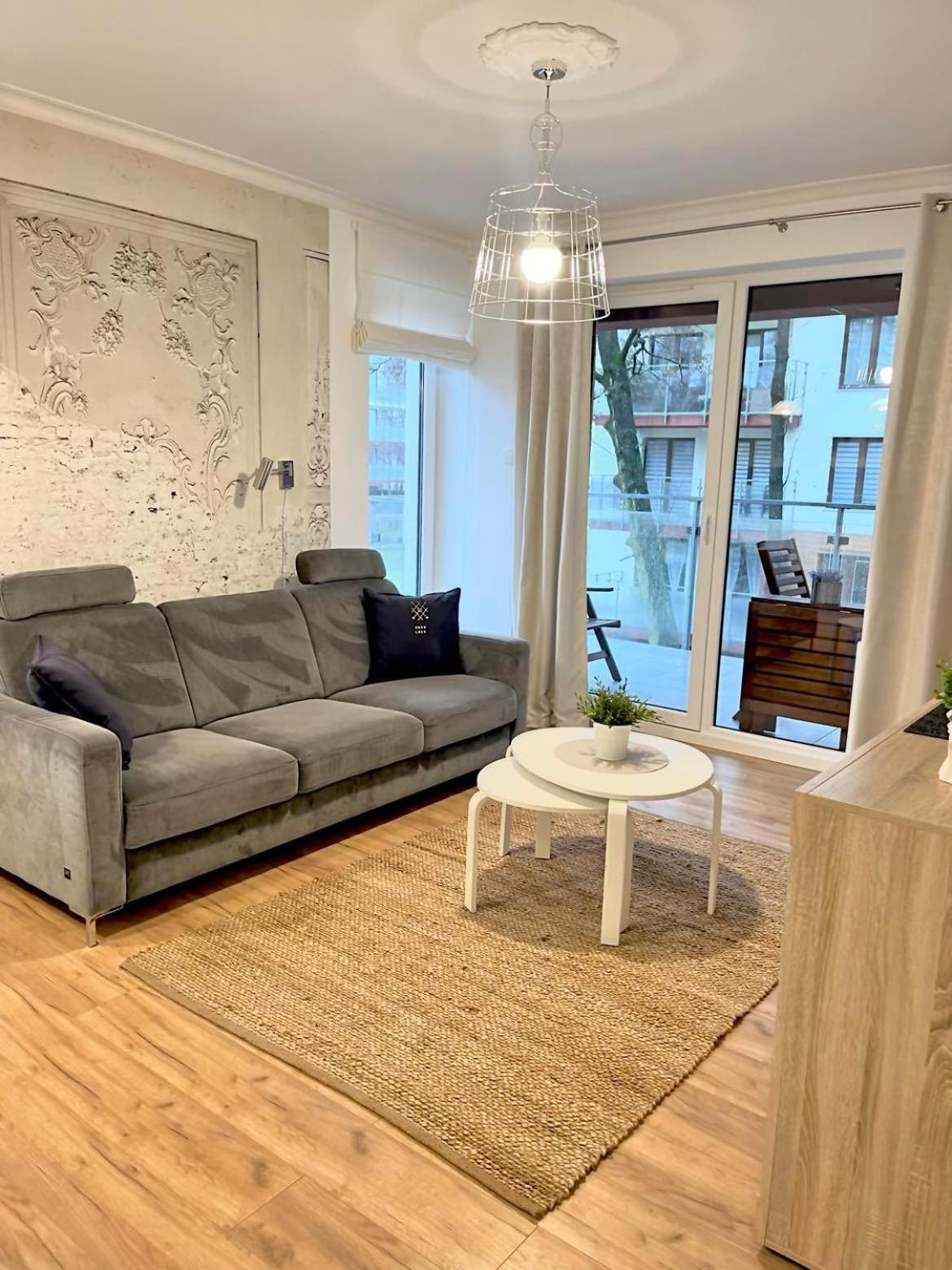 コウォブジェクApartament Polanki Z Basenem Blisko Plazyアパートメント エクステリア 写真