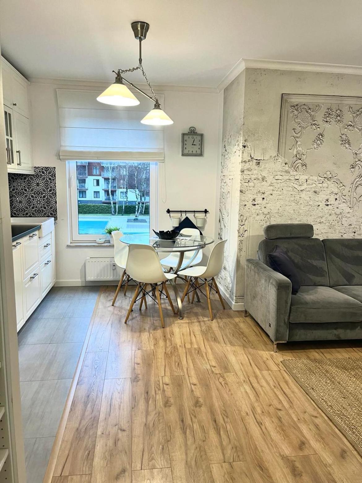 コウォブジェクApartament Polanki Z Basenem Blisko Plazyアパートメント エクステリア 写真